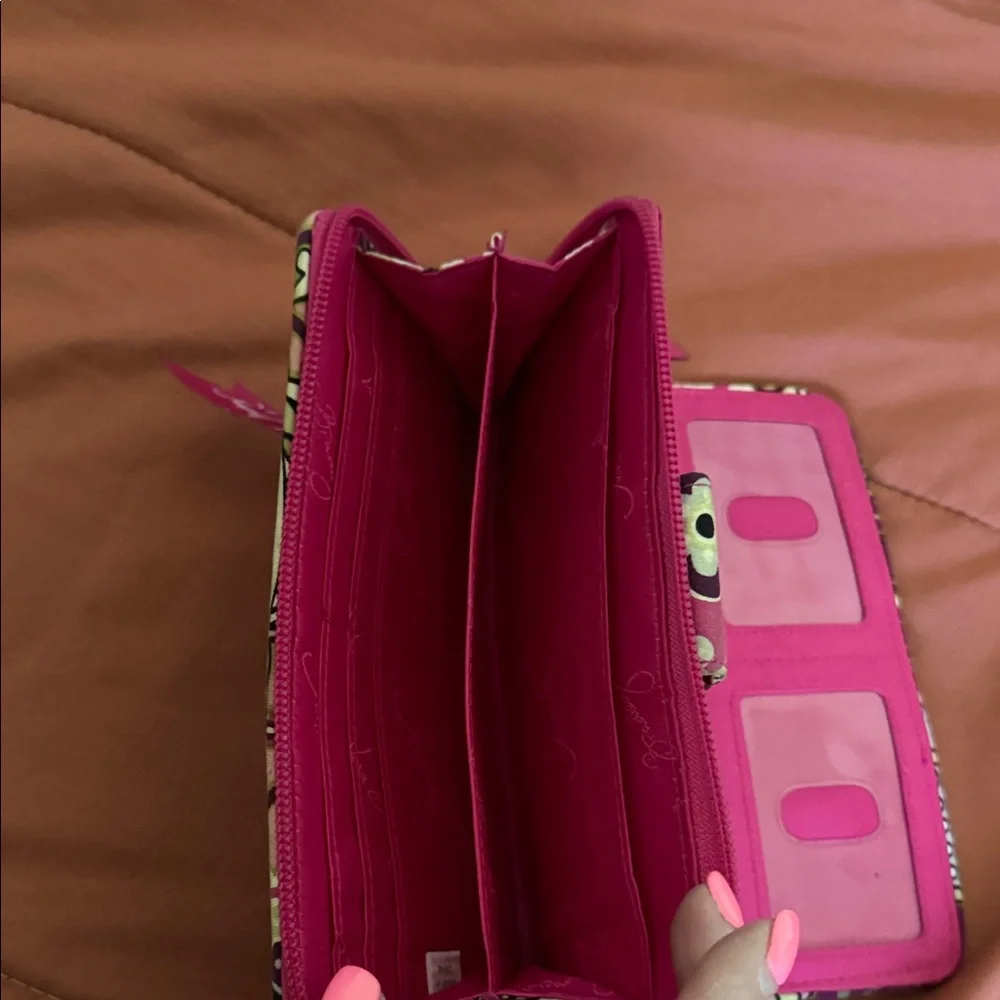 Vera Bradley Pink Floral Paisley Quilted Wallet - Picture 4 of 4